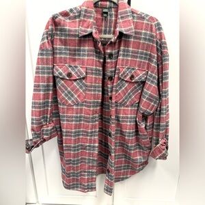 Flannel button up with pockets